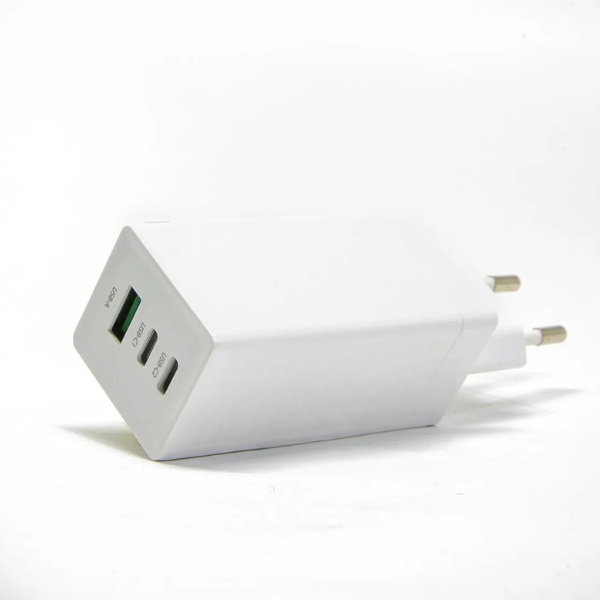 Carregador Rápido Gan 65W Quick Charger 3 Portas.